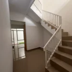 tangga beton rumah estetik, renovrumahbogor.id, jasa bangun rumah bogor, jasa renovasi rumah bogor, jasa kontraktor rumah bogor, perumahan cimanggu residence