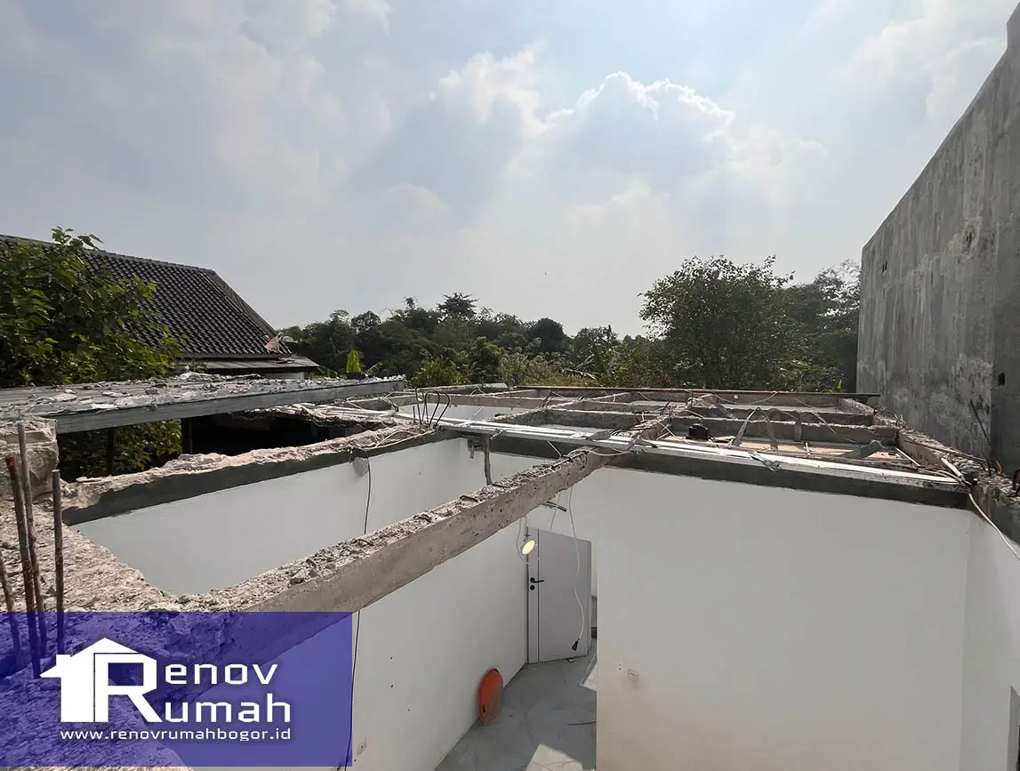 renovrumahbogor.id, jasa renovasi rumah bogor, proses bongkar, tambah lantai.