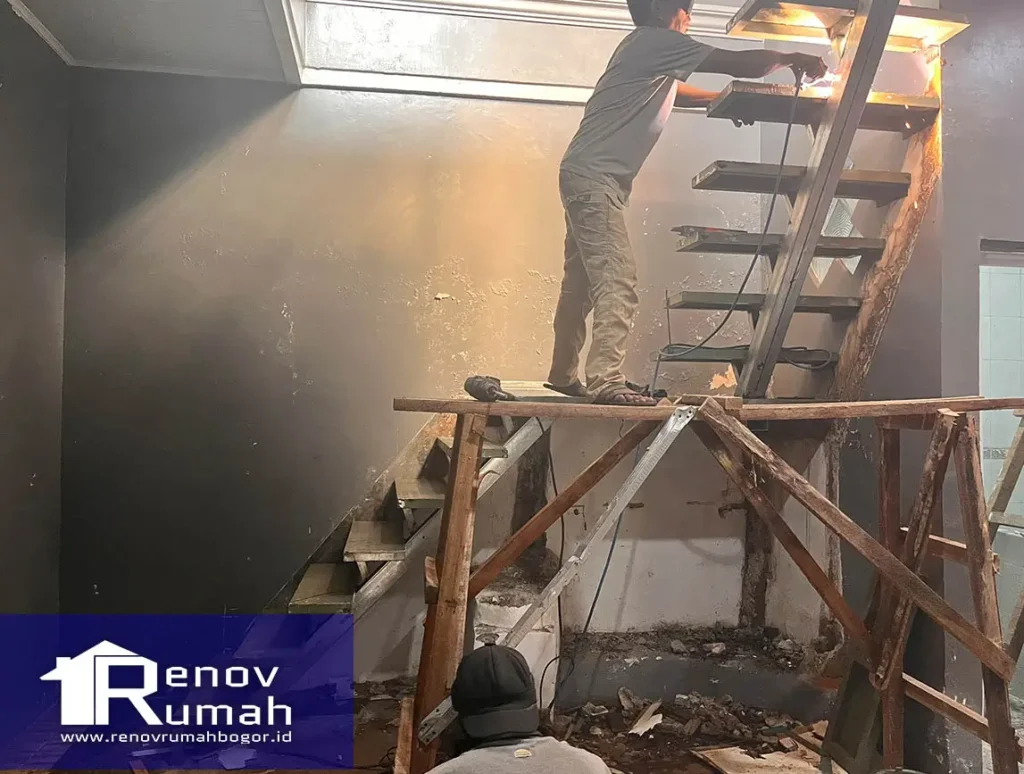 jasa tangga besi, renovrumahbogor.id, jasa renovasi rumah bogor, jasa bangun rumah bogor